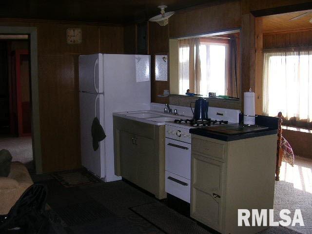 2 # 2 Ropers Landing Golconda, IL 62938 - Photo 5 of 30 Gallery Image 5