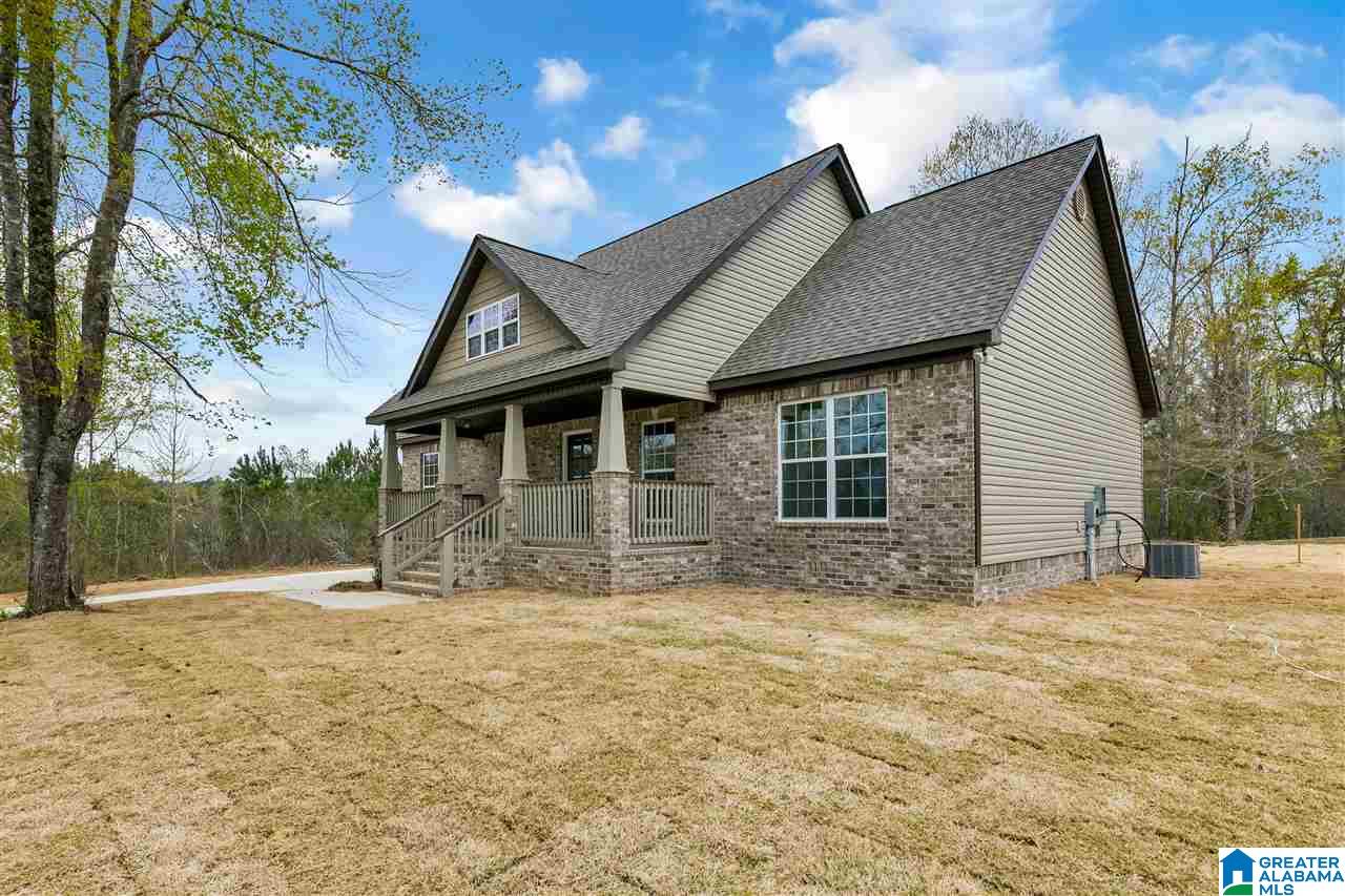 2013 Rising Fawn Drive Warrior, AL 35180 - Photo 2 of 21 Gallery Image 2