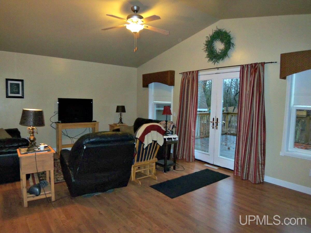 W7279 County Road R Pembine, WI 54156 - Photo 7 of 30 Gallery Image 7