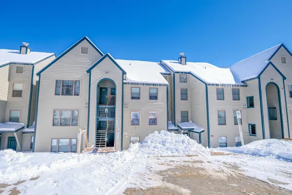 $730,000 | 46 Fowler Road, Unit O205, Ludlow, VT 05149