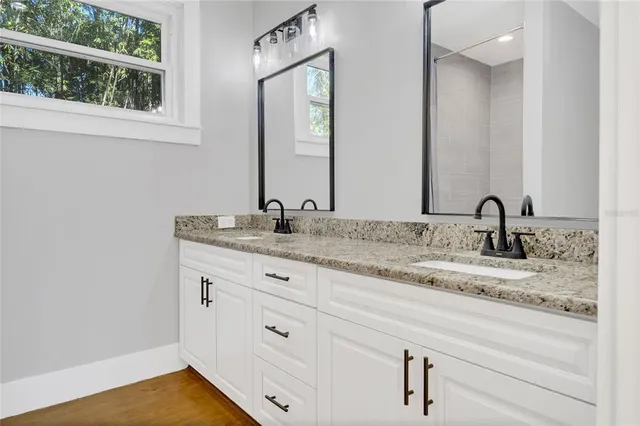 $895,000 | 299 West 4th Avenue, Windermere, FL 34786