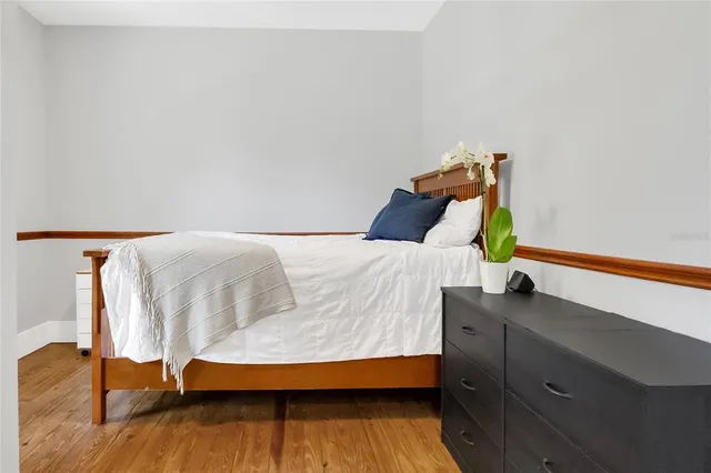 $895,000 | 299 West 4th Avenue, Windermere, FL 34786