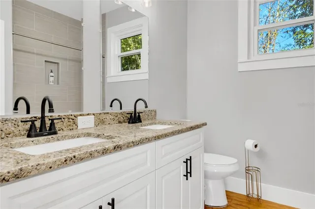 $895,000 | 299 West 4th Avenue, Windermere, FL 34786