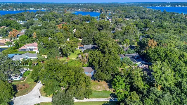 $895,000 | 299 West 4th Avenue, Windermere, FL 34786