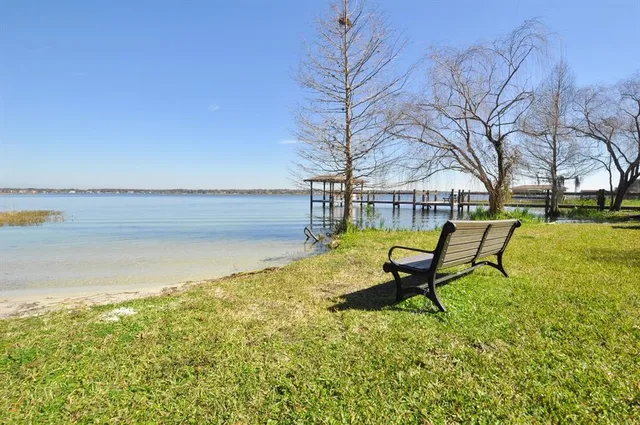 $895,000 | 299 West 4th Avenue, Windermere, FL 34786