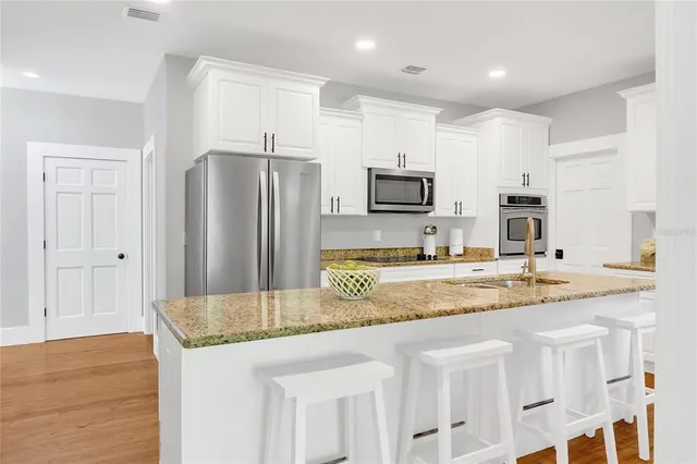 $895,000 | 299 West 4th Avenue, Windermere, FL 34786