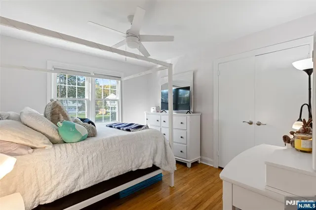 $1,100,000 | 3 Old Farm Road, Verona, NJ 07044