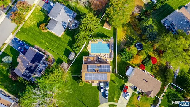 $1,100,000 | 3 Old Farm Road, Verona, NJ 07044