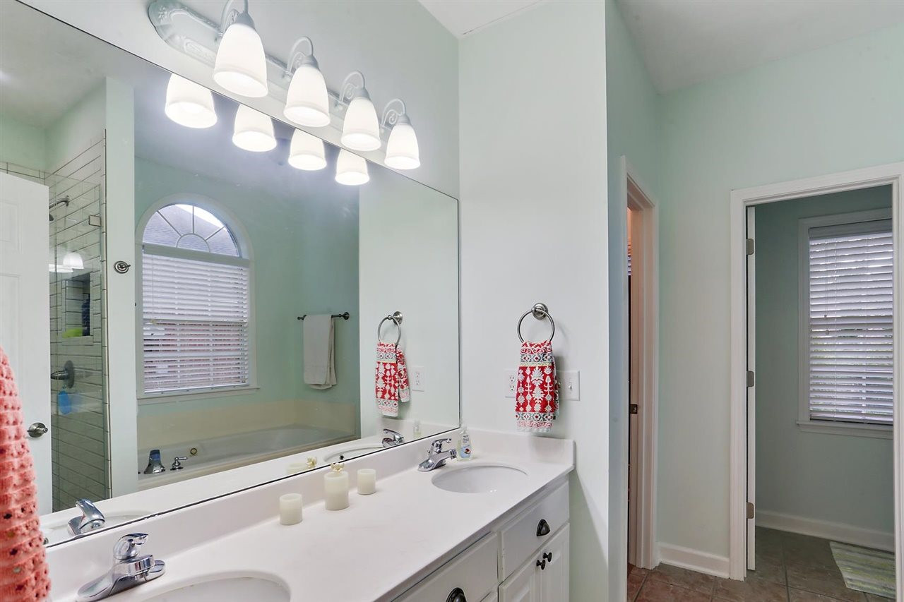 305 River Ridge Cove Brandon, MS 39047 - Photo 16 of 30 Photo 17