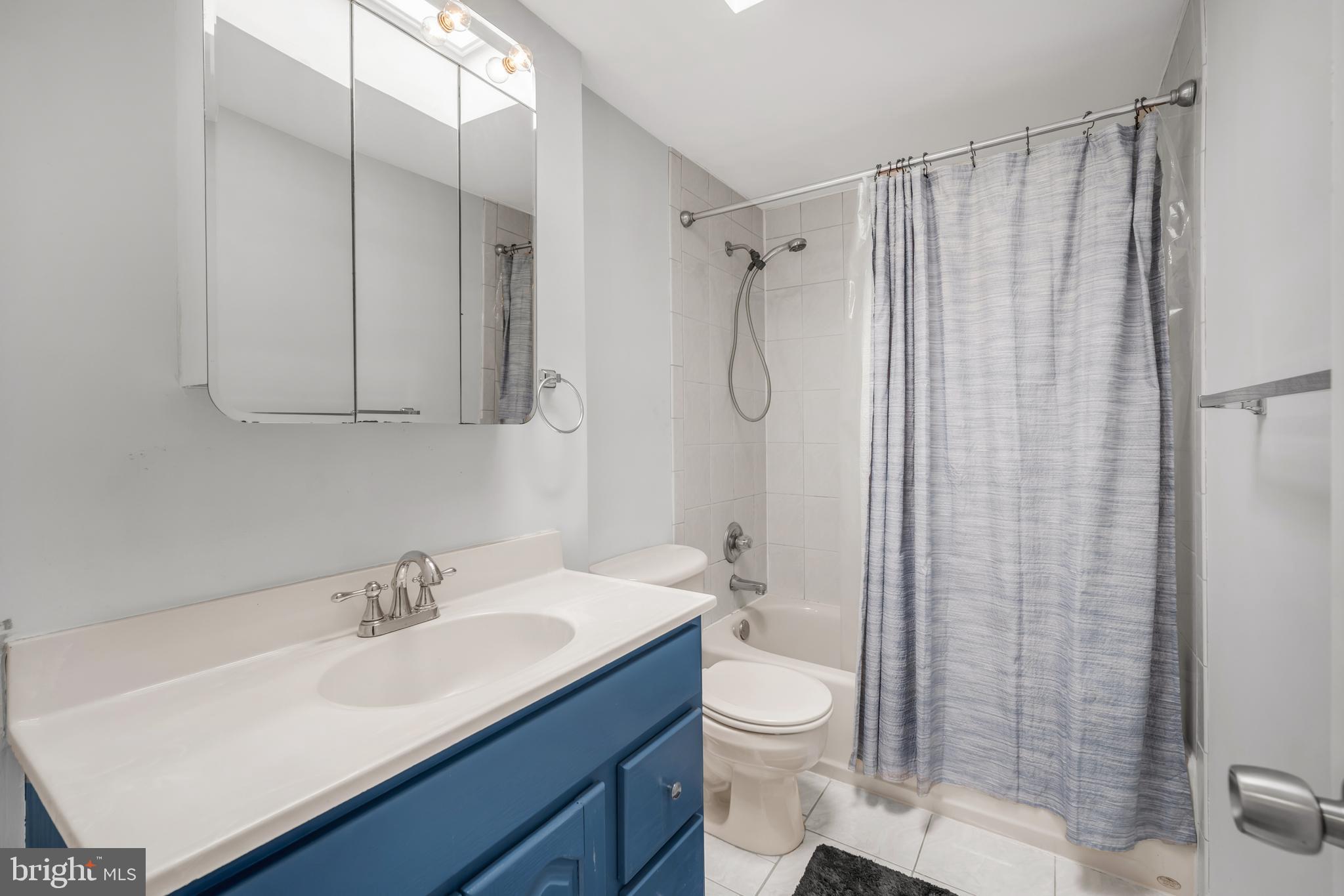 3116 Holly Road Philadelphia, PA 19154 - Photo 15 of 26