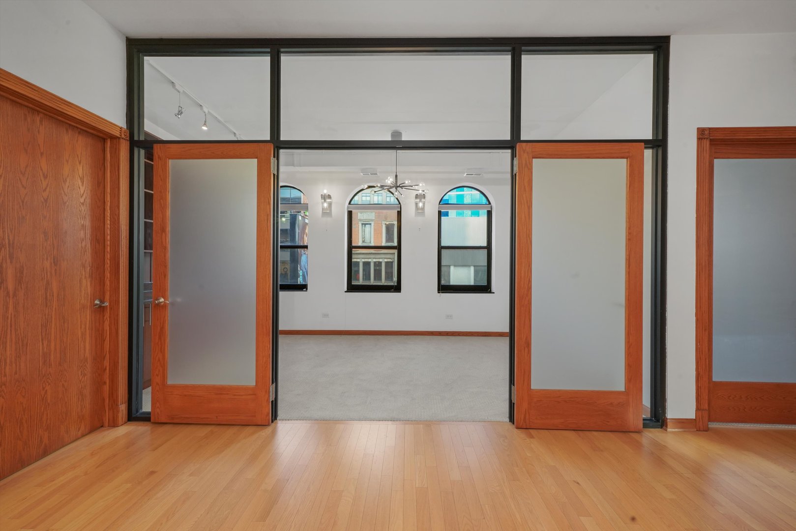 Undisclosed Address Chicago, IL 60654 - Photo 5 of 24 a view of entryway