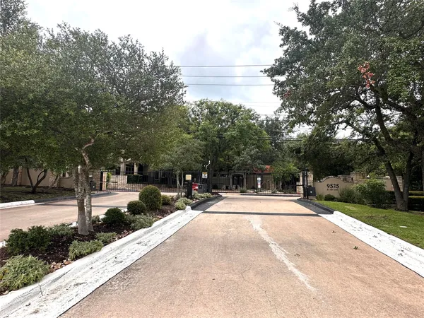 $1,850 | 9525 North Capital Of Texas Highway, Unit 232, Austin, TX 78759