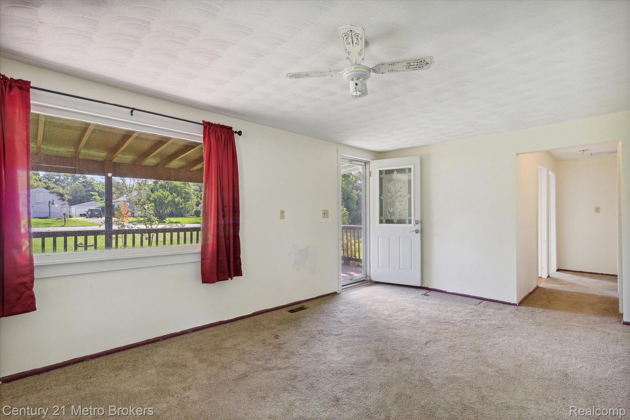 2424 South Vassar Road Burton, MI 48519 - Photo 13 of 41 Gallery Image 13