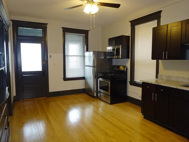 $1,375 | 2602 West 22nd Place, Unit 2, Chicago, IL 60608
