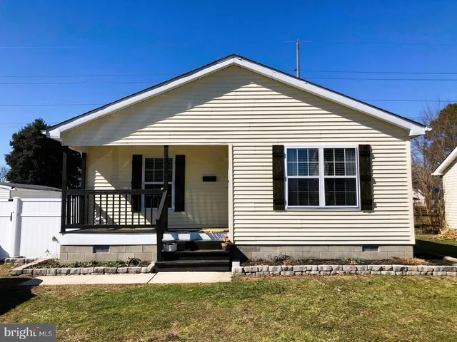 $260,000 | 205 Harrington Avenue, Harrington, DE 19952