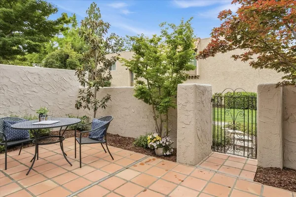 $1,450,000 | 247 Casitas Bulevar, Los Gatos, CA 95032