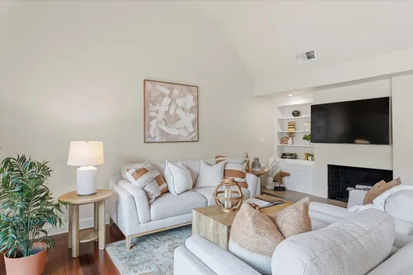 $1,450,000 | 247 Casitas Bulevar, Los Gatos, CA 95032
