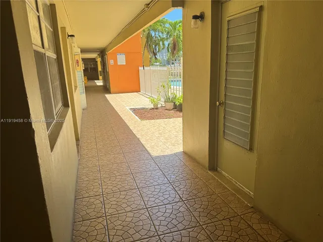 $1,700 | 1851 Northeast 168th Street, Unit A2, North Miami Beach, FL 33162