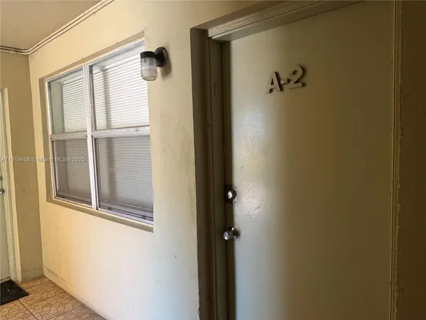 $1,700 | 1851 Northeast 168th Street, Unit A2, North Miami Beach, FL 33162