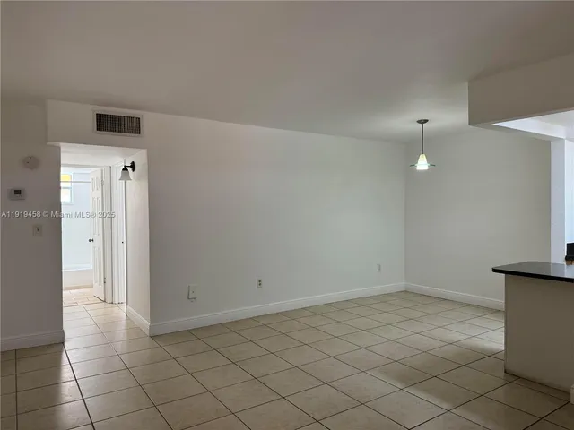 $1,700 | 1851 Northeast 168th Street, Unit A2, North Miami Beach, FL 33162