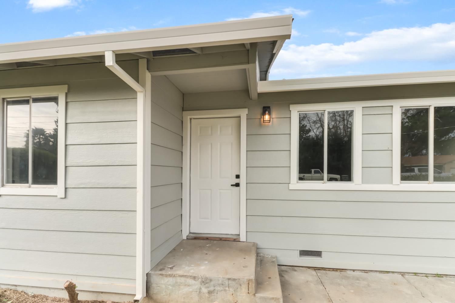 983 Kay Street Olivehurst, CA 95961 - Photo 3 of 46