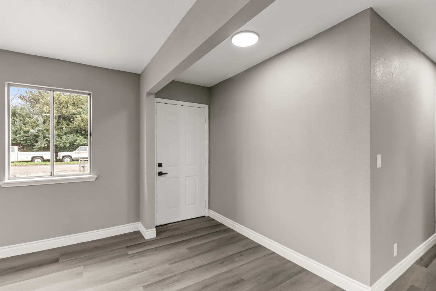 983 Kay Street Olivehurst, CA 95961 - Photo 4 of 46