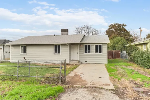 $355,000 | 983 Kay Street, Olivehurst, CA 95961