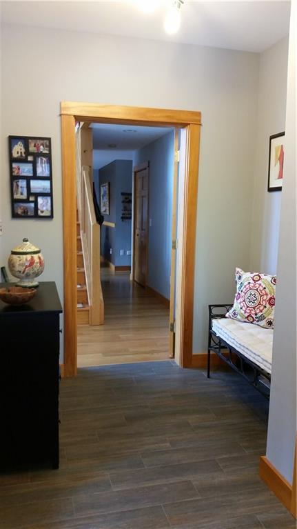 40 Mansel Road Hermon, ME 04401 - Photo 18 of 33 Large entry way into the home....