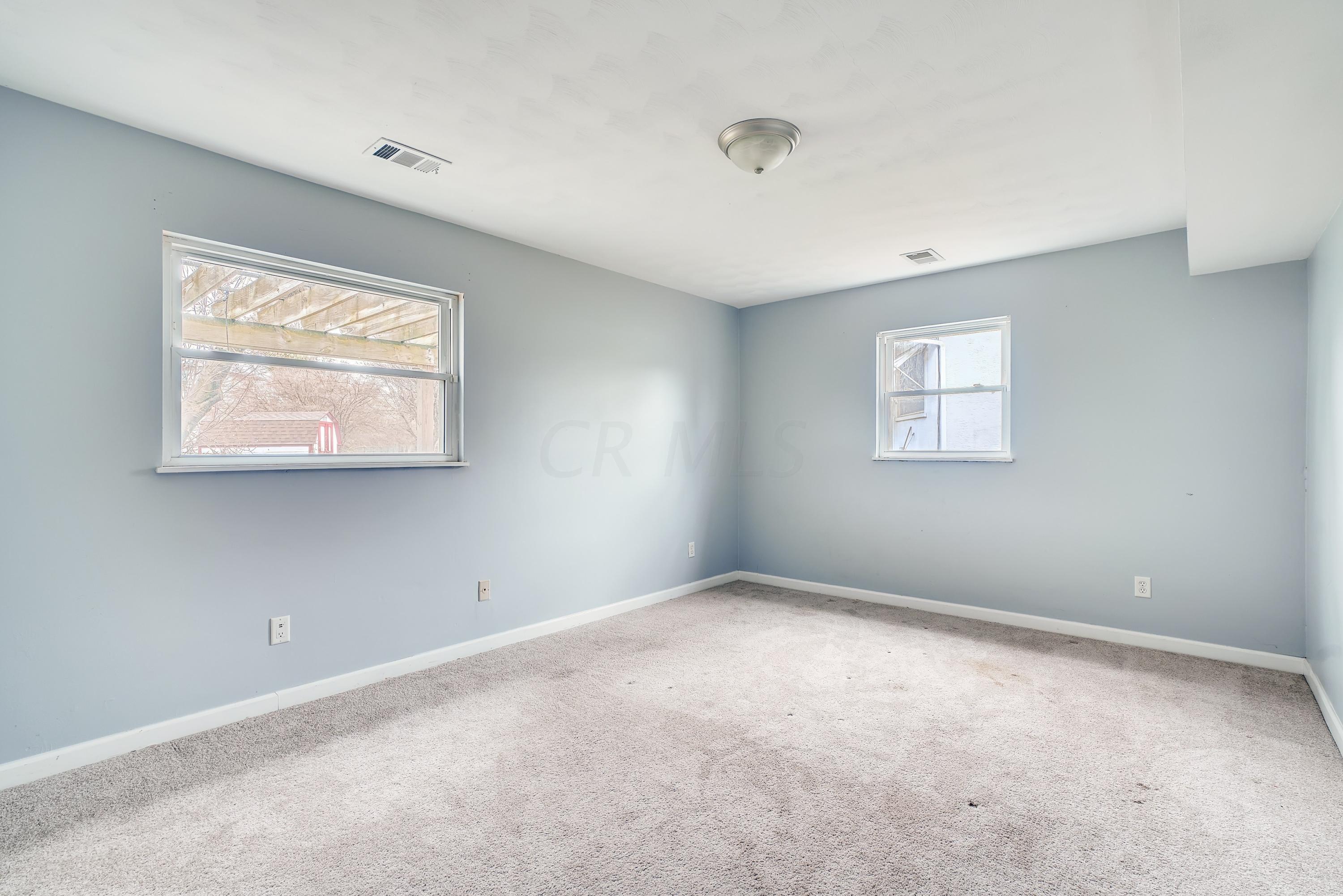 1837 Kenview Road Columbus, OH 43209 - Photo 11 of 22