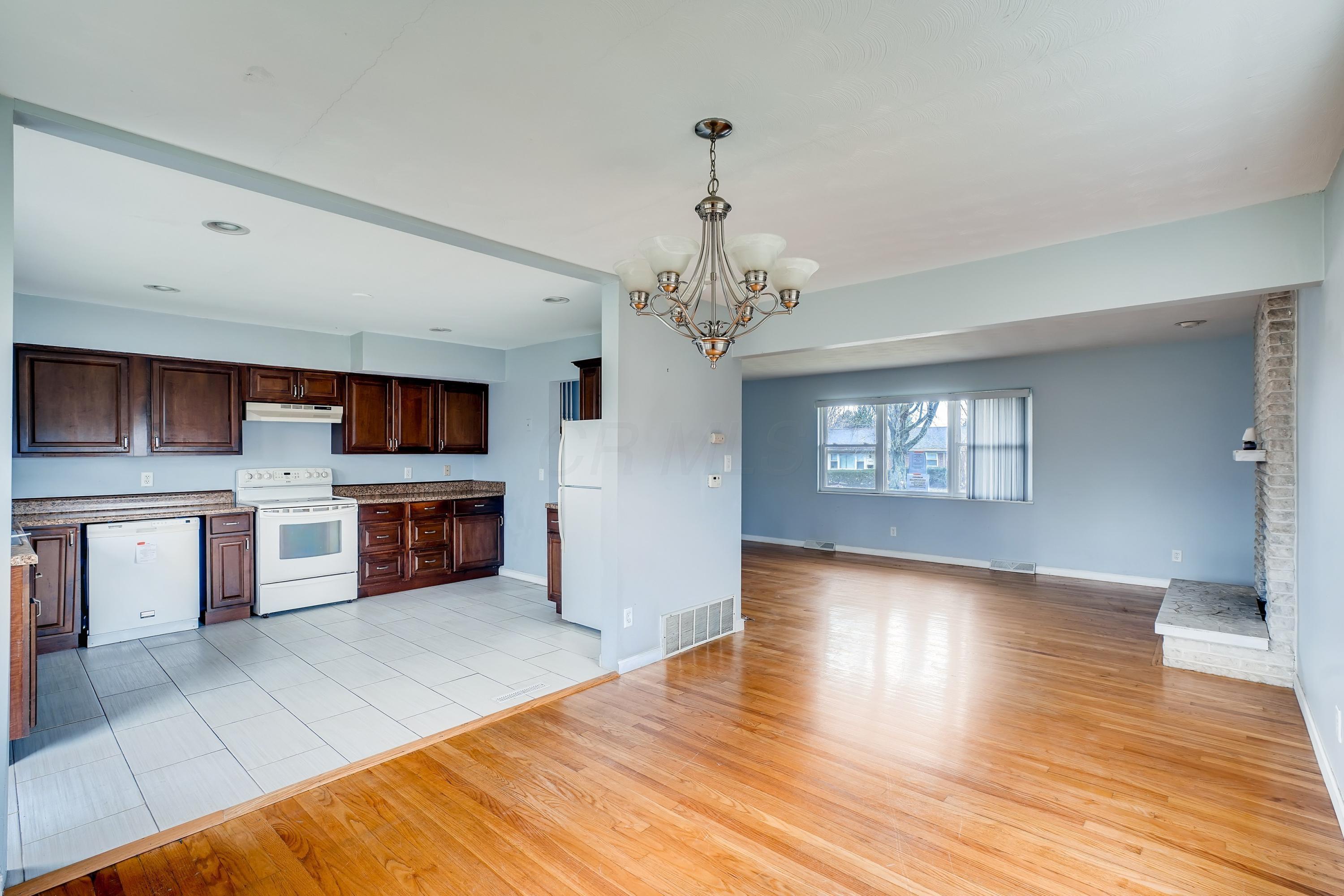 1837 Kenview Road Columbus, OH 43209 - Photo 6 of 22
