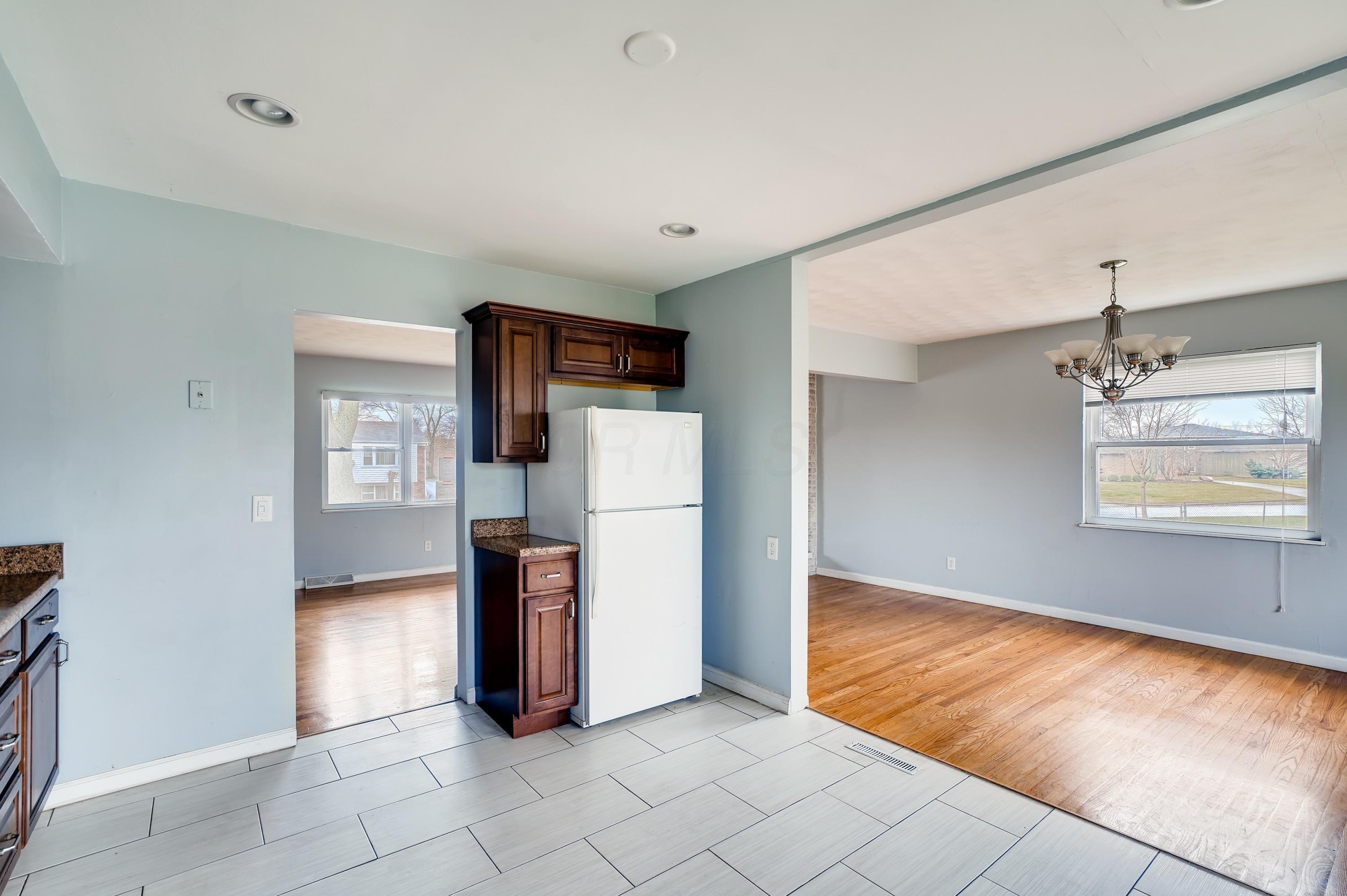 1837 Kenview Road Columbus, OH 43209 - Photo 10 of 22
