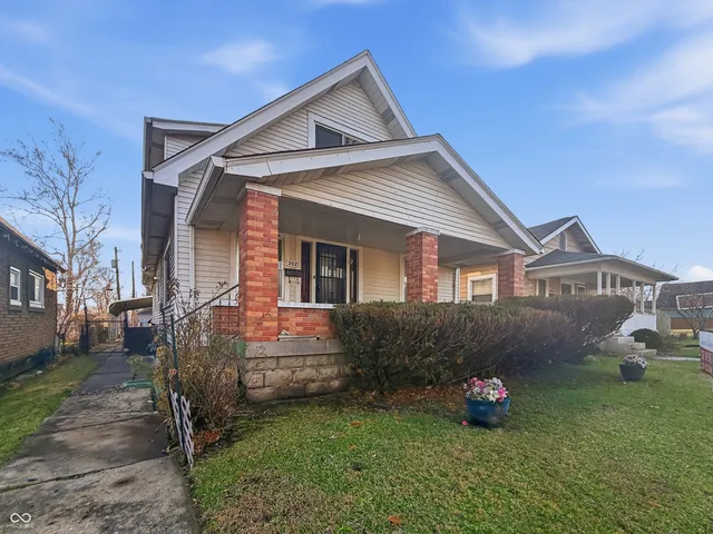 $140,500 | 3021 West 10th Street, Indianapolis, IN 46222
