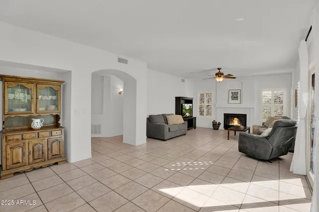 a picture of a bench in the background