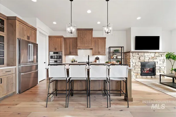 $719,900 | 11452 South Saylis Place, Kuna, ID 83634