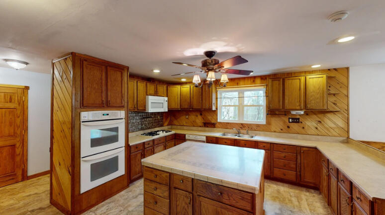 326 Port Douglas Road Keeseville, NY 12944 - Photo 6 of 34