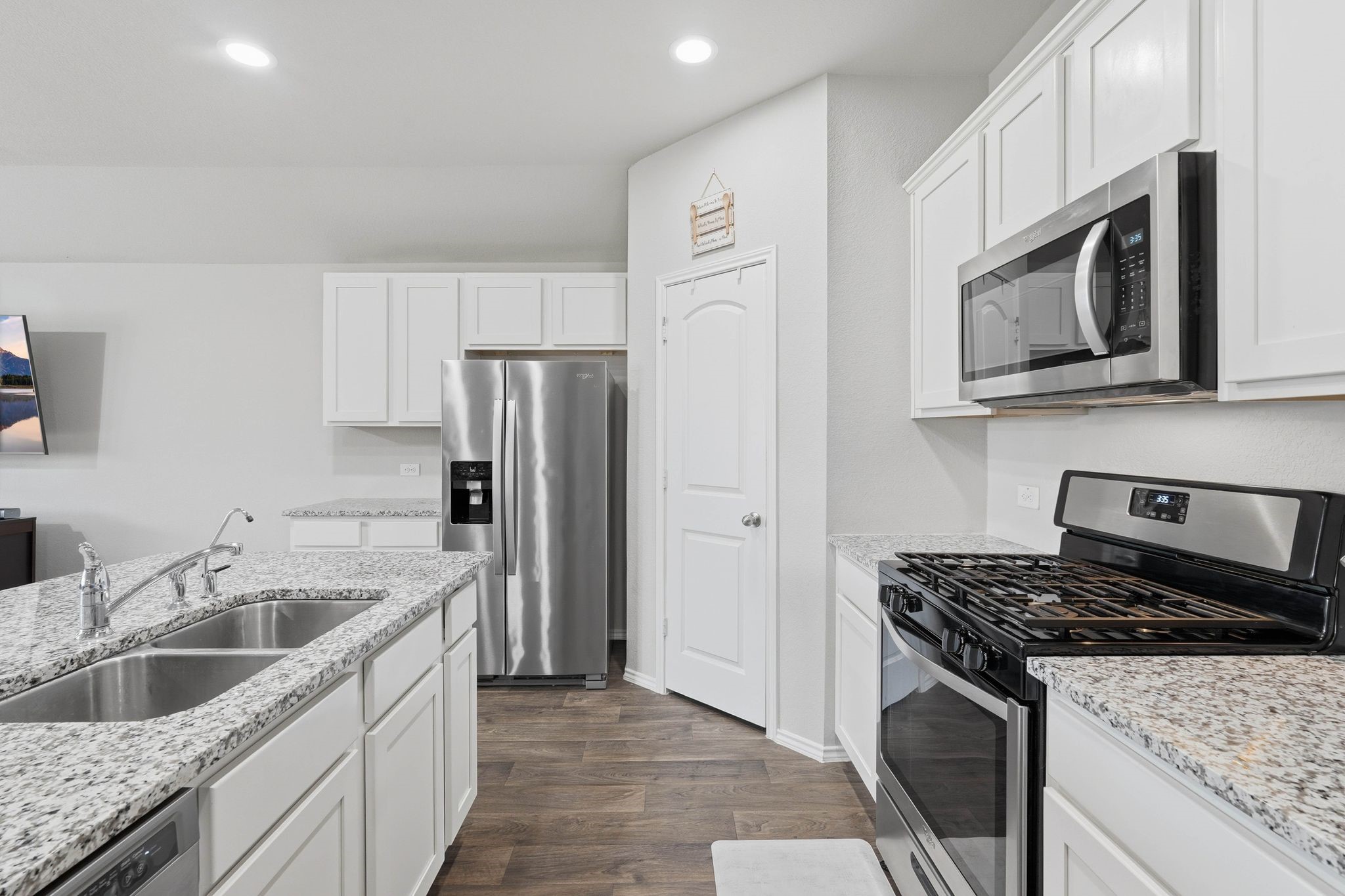 11519 Parrot Fish Court Conroe, TX 77304 - Photo 15 of 43