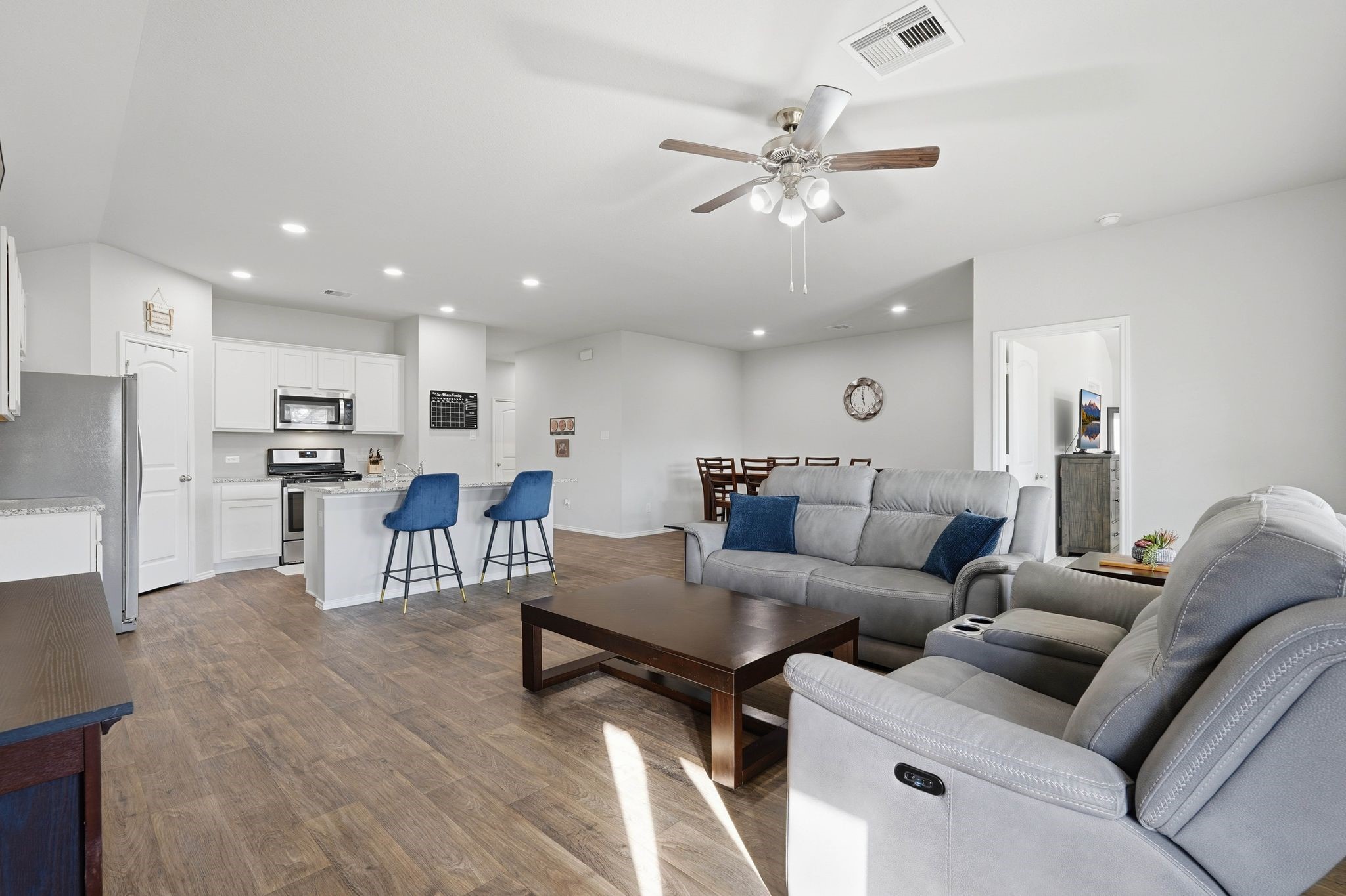 11519 Parrot Fish Court Conroe, TX 77304 - Photo 10 of 43