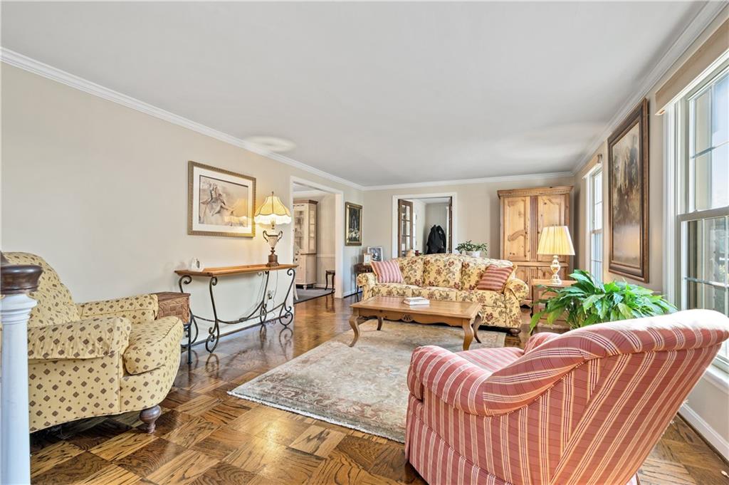 1711 Partridge Run Road Pittsburgh, PA 15241 - Photo 3 of 25 Gallery Image 3
