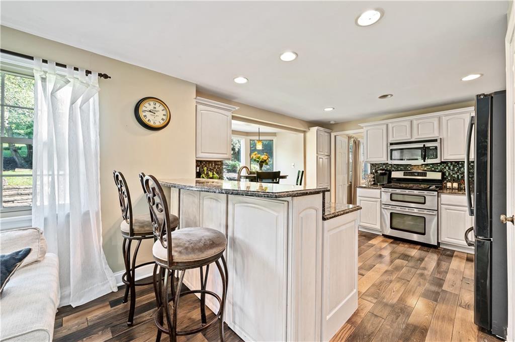 1711 Partridge Run Road Pittsburgh, PA 15241 - Photo 8 of 25 Gallery Image 8