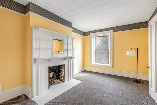 $1,500 | 493 Delaware Avenue, Unit 3, Buffalo, NY 14202