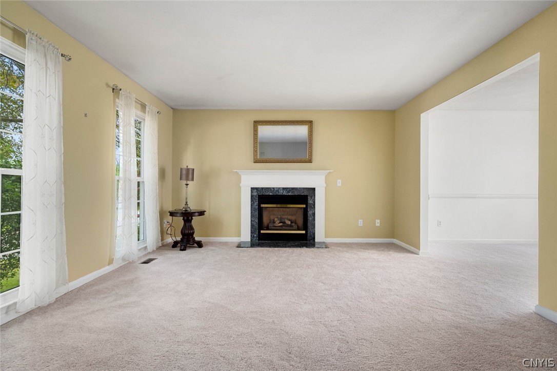4618 Reliant Road Jamesville, NY 13078 - Photo 2 of 44 Living Room
