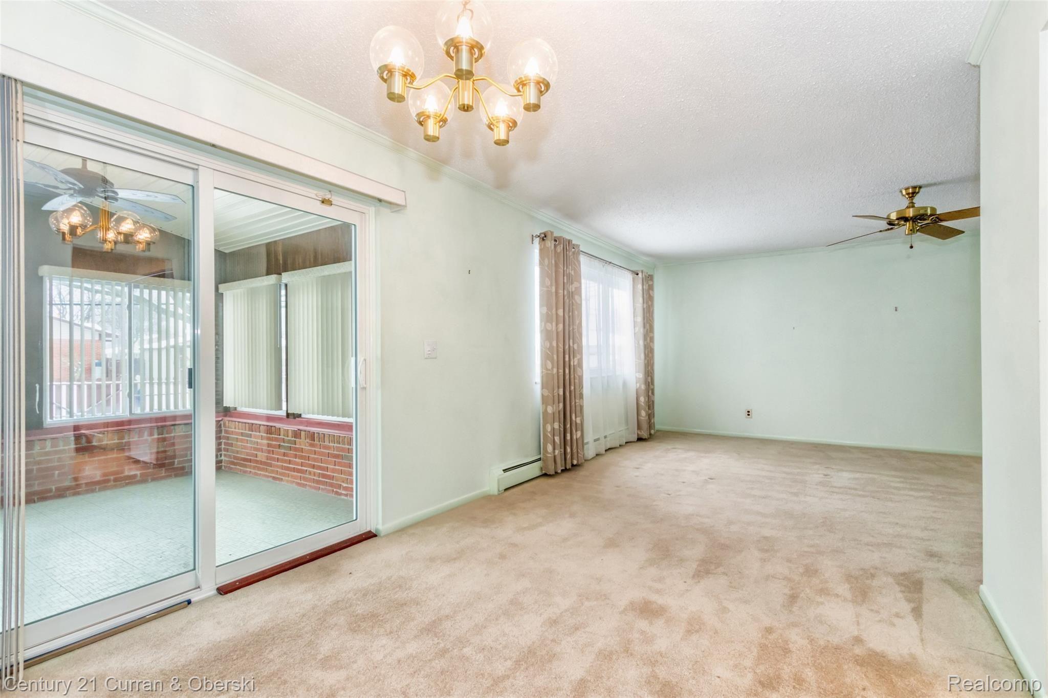 11110 Reeck Road Southgate, MI 48195 - Photo 11 of 36 12.jpg