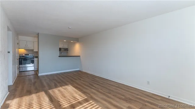 $119,900 | 1118 Passover Road, Unit 214E, Osage Beach, MO 65065