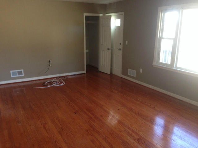 154 Ridge Road Troutville, VA 24175 - Photo 4 of 7 Refinished Hard wood