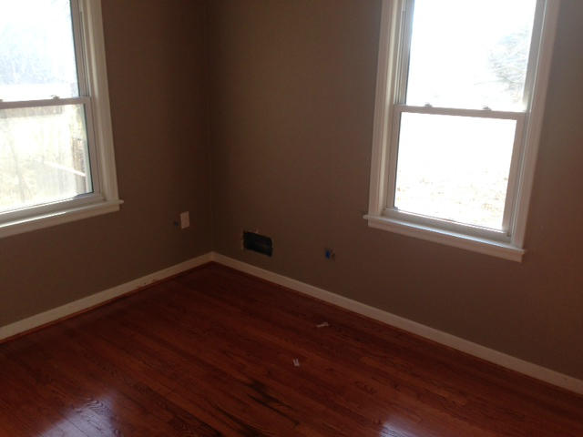 154 Ridge Road Troutville, VA 24175 - Photo 5 of 7 Wood Flooring
