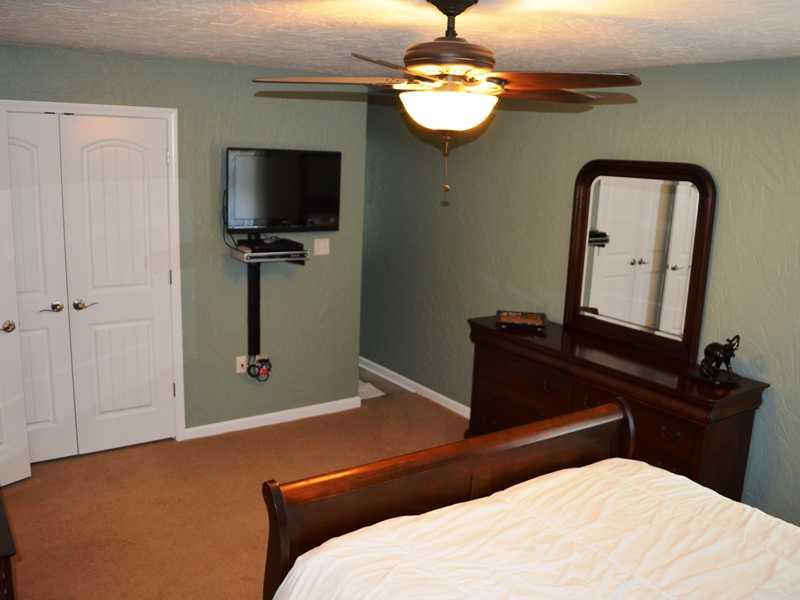 571 South Restin Road Greenwood, IN 46142 - Photo 11 of 24 Gallery Image 11