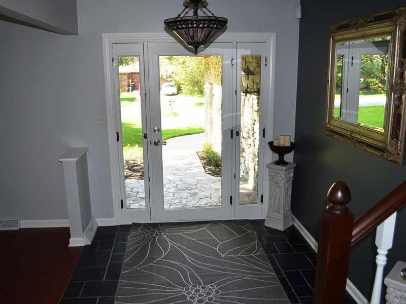 571 South Restin Road Greenwood, IN 46142 - Photo 3 of 24 Gallery Image 3