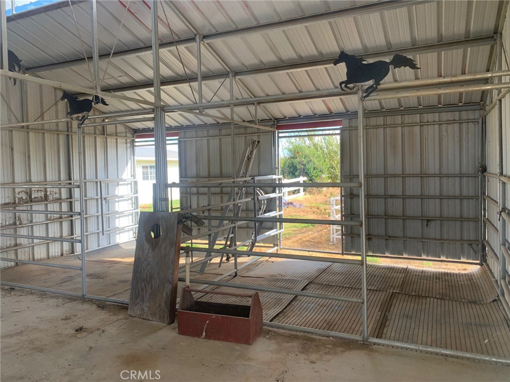 22085 Finnell Avenue Corning, CA 96021 - Photo 46 of 68