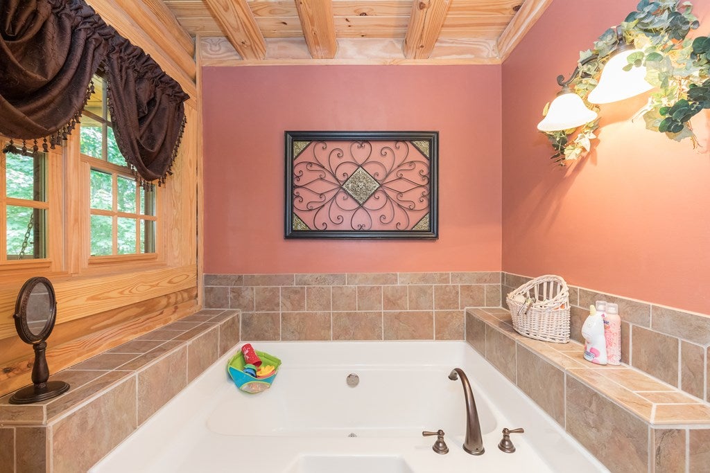 366 Kitchen Road Max Meadows, VA 24360 - Photo 36 of 92 Gallery Image 36