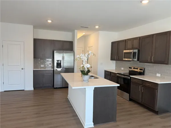 $2,800 | 6715 Armonia Drive, Mableton, GA 30126